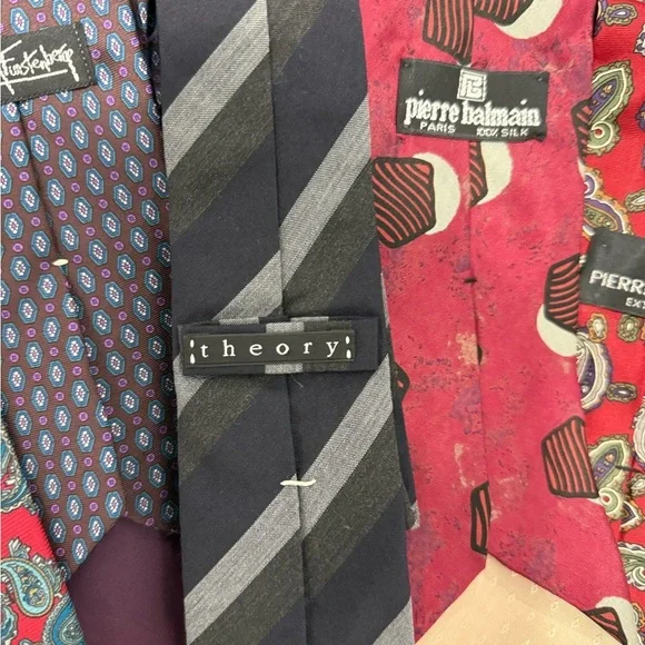 13 LUXURY DESIGNER TIES , MEN -silk neckties - Valentino, Paco Rabanne, Balmain - Picture 9 of 10